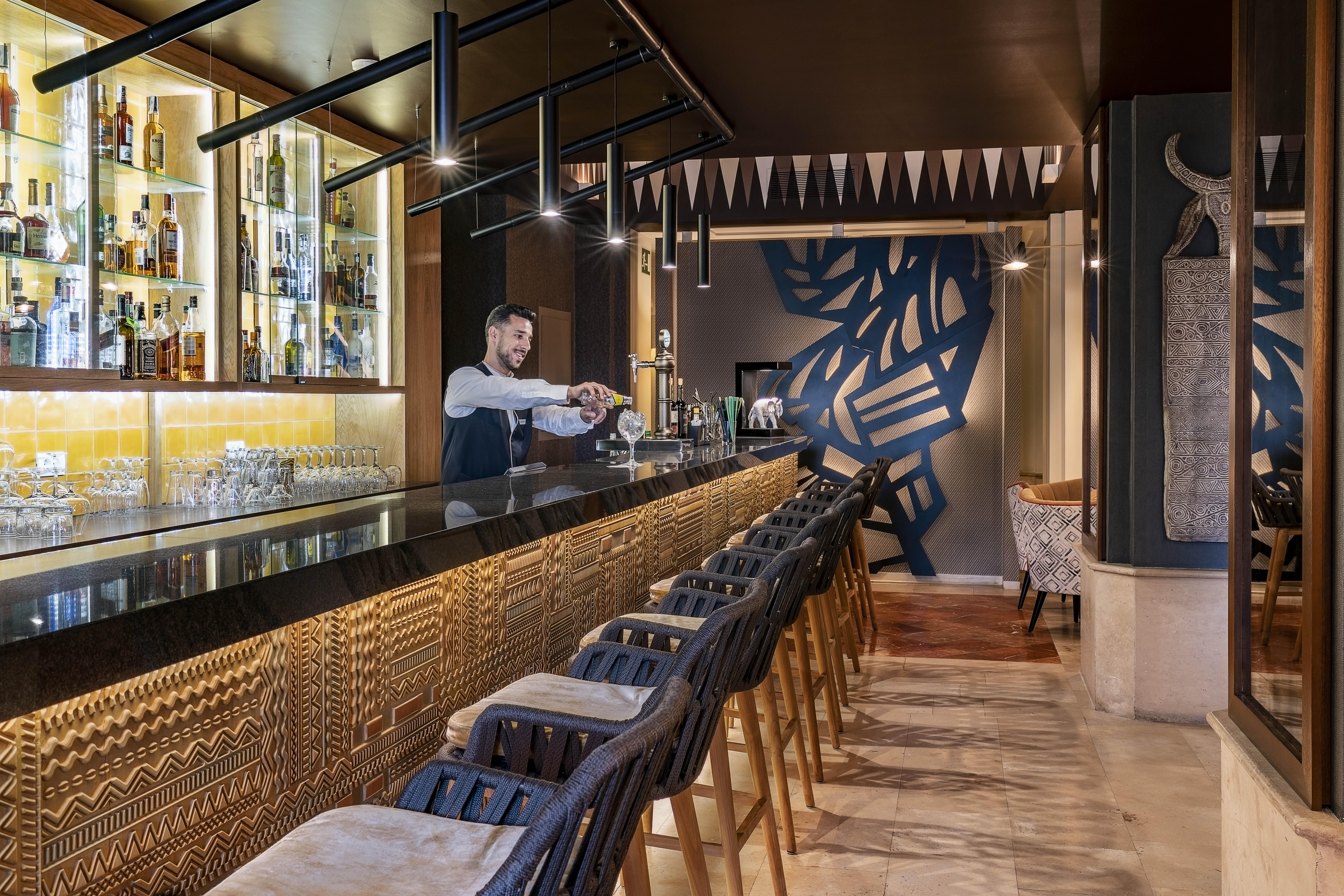 فندق فنتشي سيليثيون لا بلانتاثيون ديل سور أذيخي المظهر الخارجي الصورة The bar at the hotel