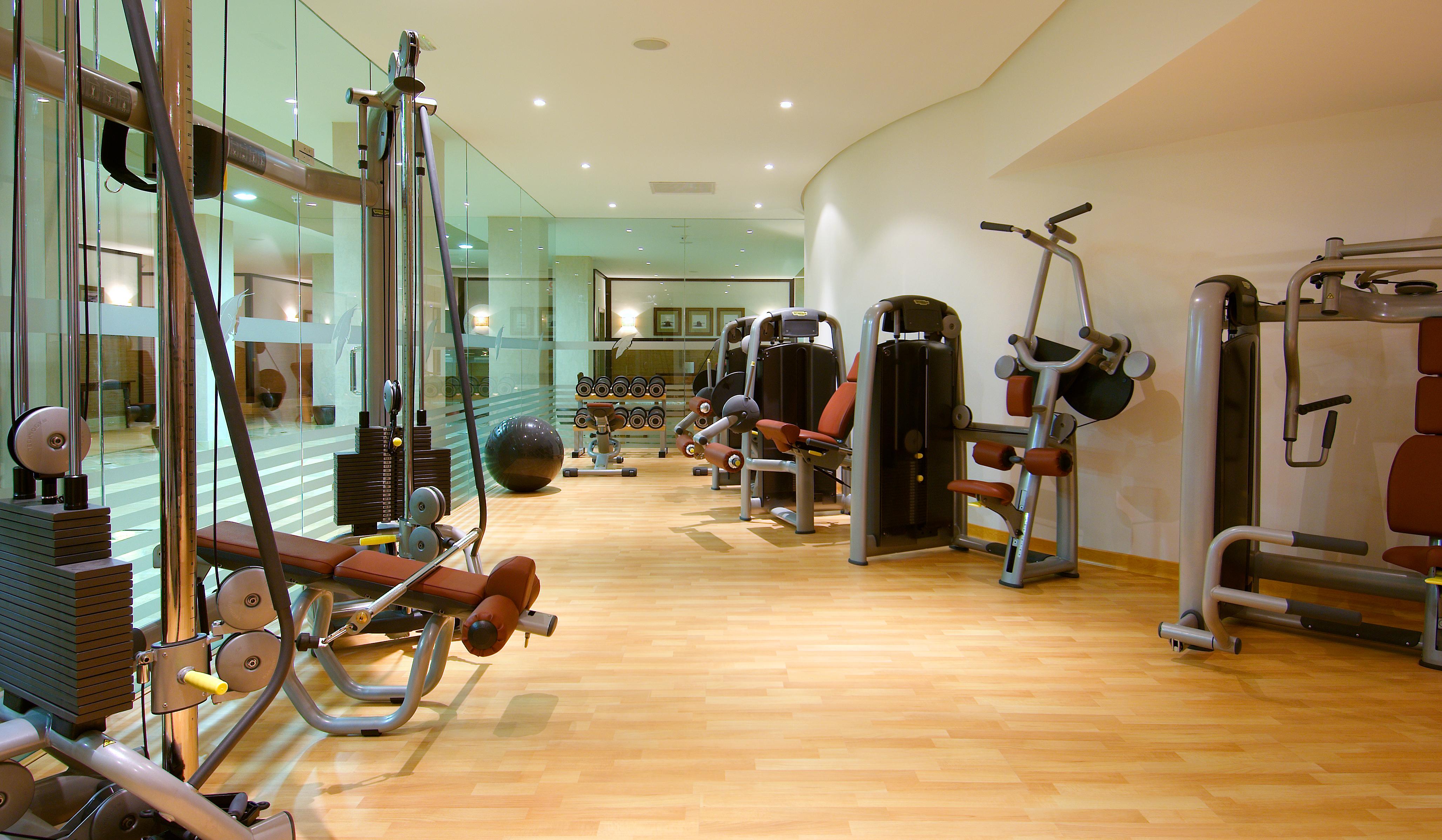 فندق فنتشي سيليثيون لا بلانتاثيون ديل سور أذيخي المرافق الصورة A gym at a hotel